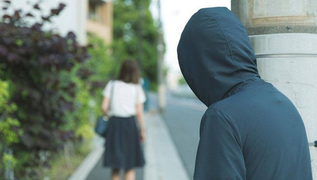 Новый закон о сталкинге: шаг к защите личных границ