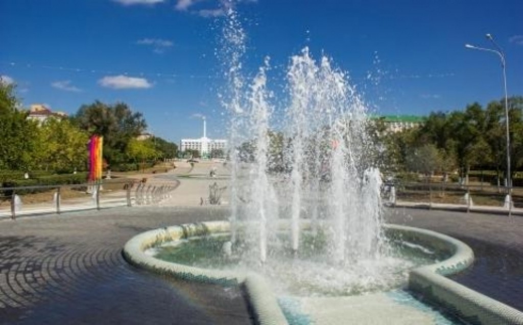 В Караганде запустили фонтаны, которые не работали пять лет