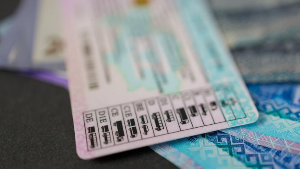 Толық жалаңаш фотолар