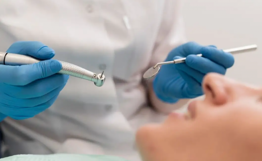 Кто имеет право на бесплатную стоматологию в Казахстане