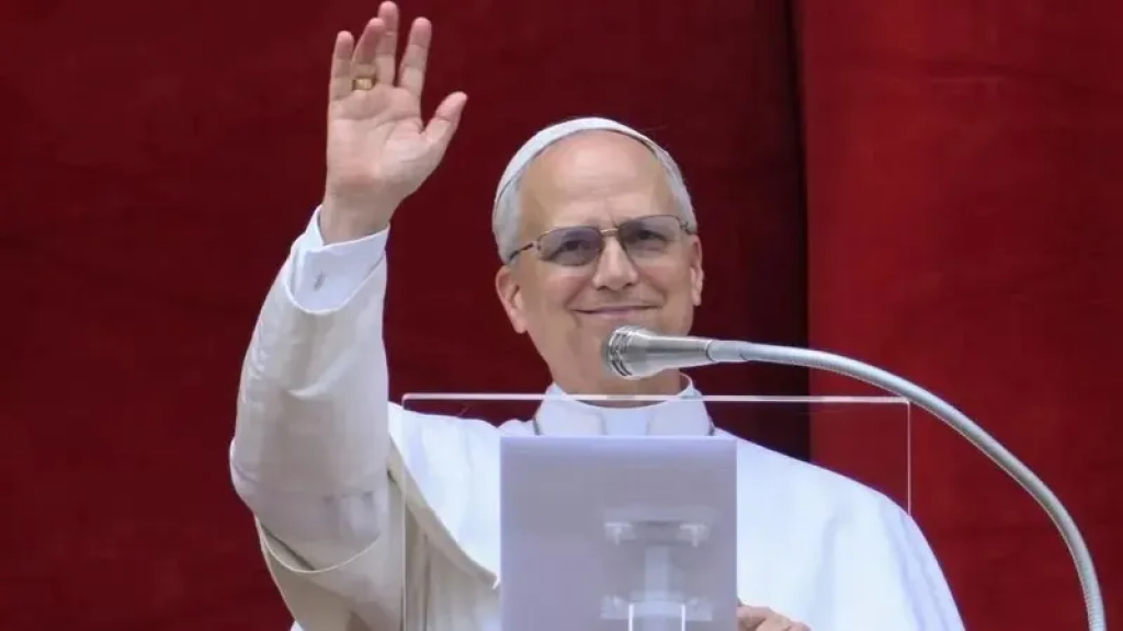 Приветствую паломников из Караганды: Папа Римский обратился к казахстанцам