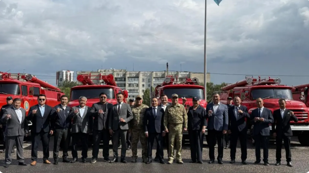 Сельским округам в Карагандинской области передали 12 единиц пожарной техники