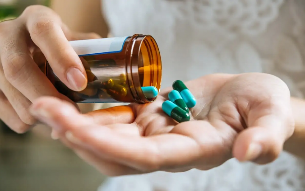 Пациенты жалуются на нехватку онкопрепаратов: Минздрав обещает обновить подход