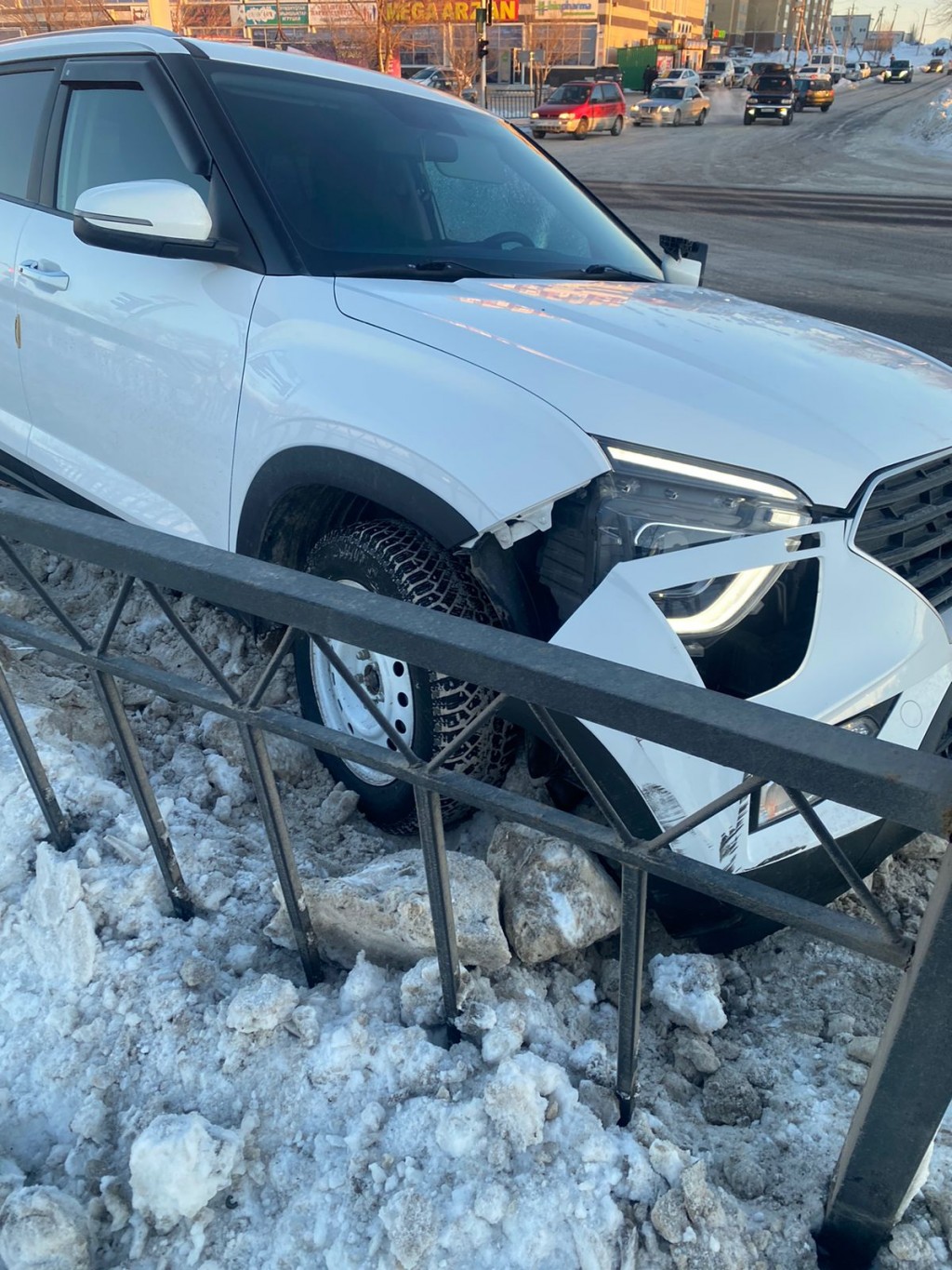 Карагандинцы ищут очевидцев ДТП в районе ТД «Сырдарья»