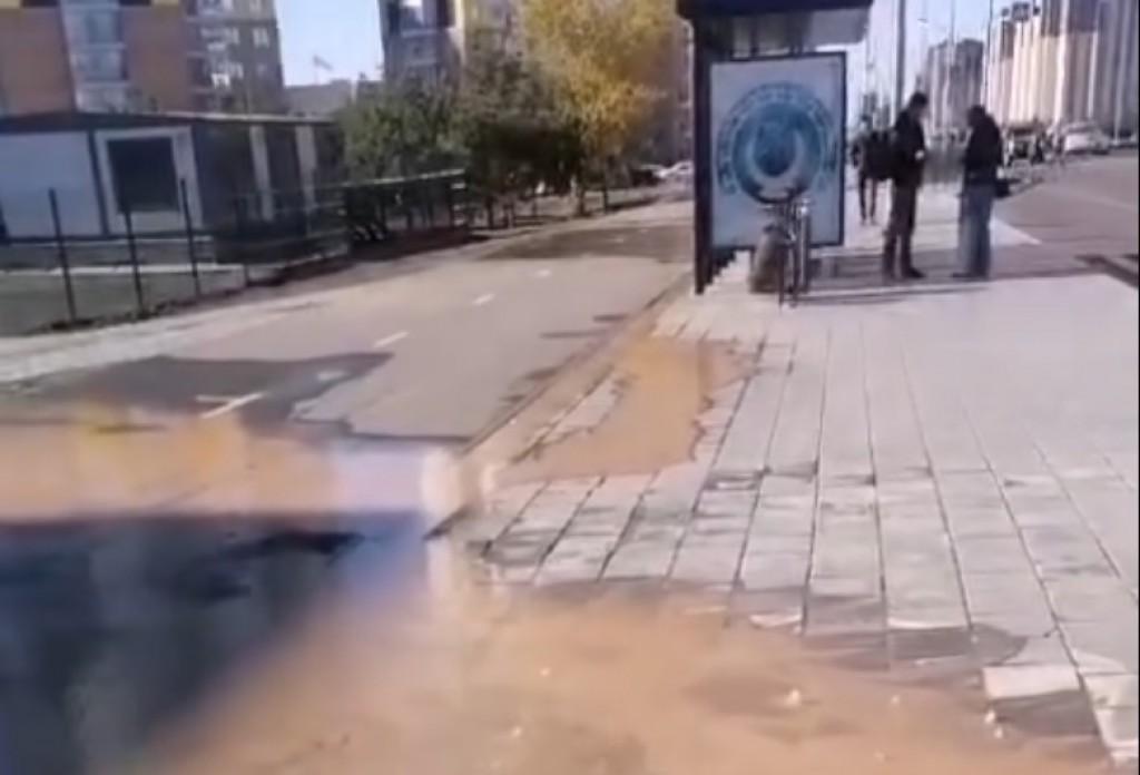 Прорыв тепловых сетей произошел на Юго-Востоке Караганды