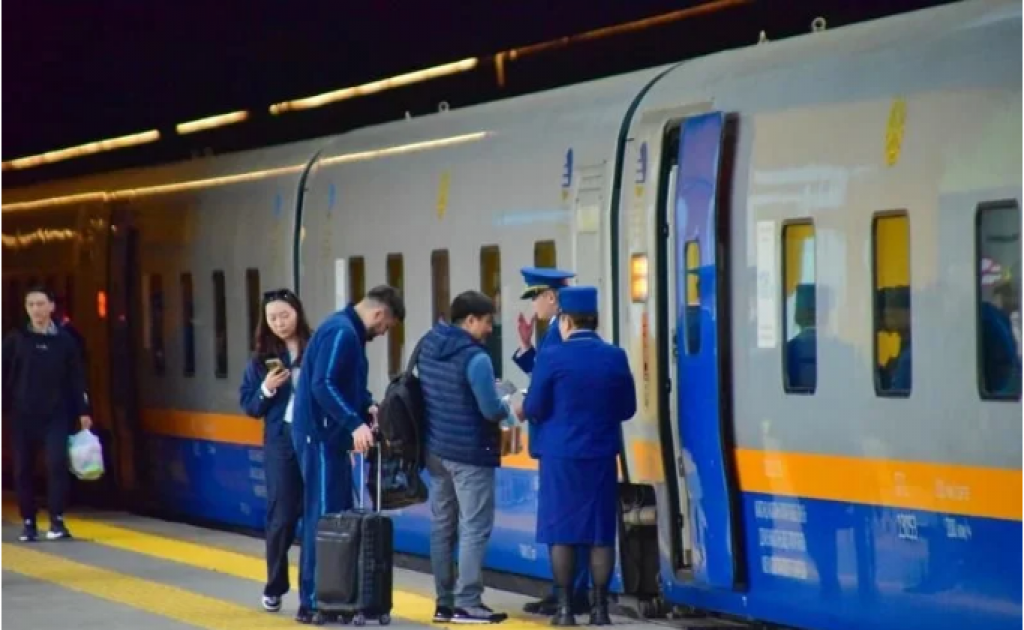 В Казахстане пересмотрят тарифы для всех видов транспорта