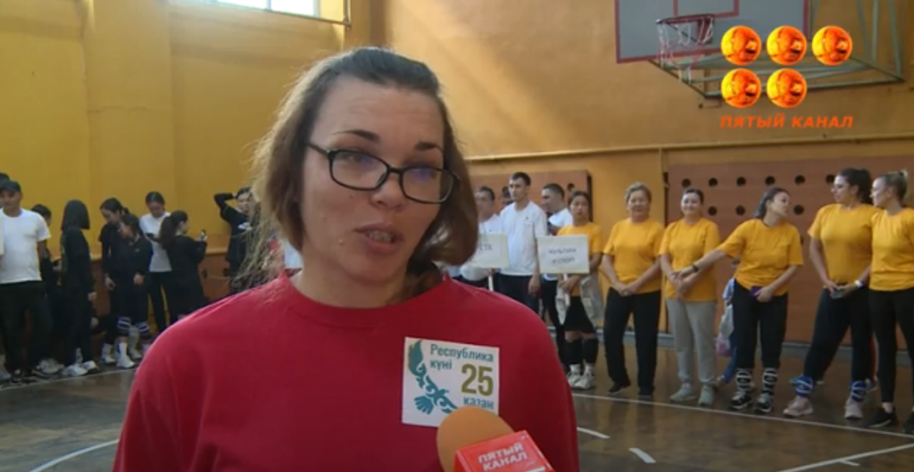 В Сарани впервые состоялся турнир по волейболу на кубок акима города