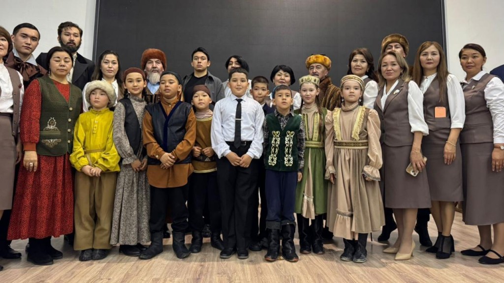 В Караганде состоялась премьера школьного мюзикла к 185-летию Ыбырая Алтынсарина