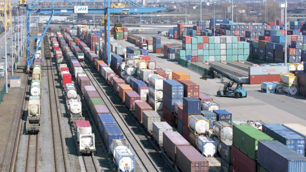 Китай стал крупнейшим экспортером для Казахстана