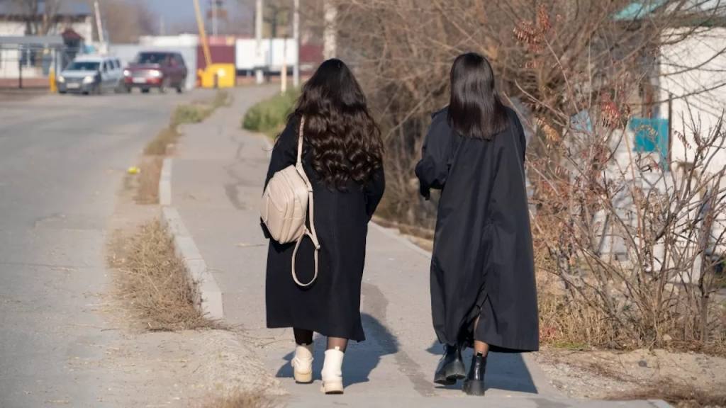 Қазақстандағы әйелдер жұмыссыздығы: жасы мен білімі бәрін шешеді