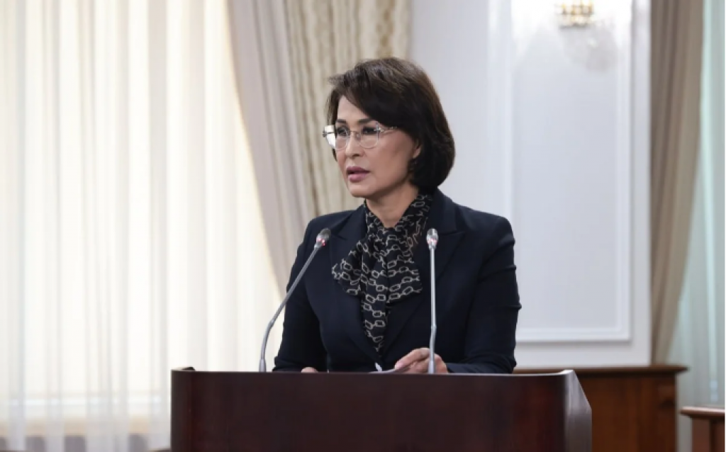 Бесплатные противозачаточные предложили выдавать казахстанкам в Минздраве