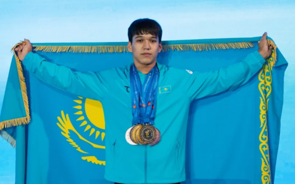 Порядок выплаты денежных поощрений чемпионам и призерам уточнили в Казахстане