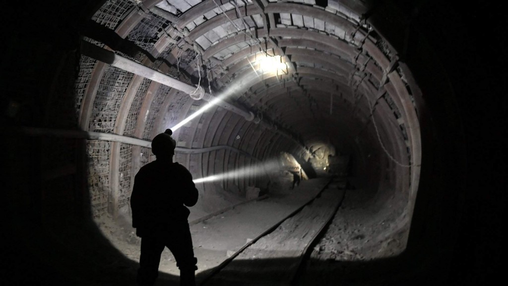 Пожар на шахте «Казахстанская»: четверо шахтеров госпитализированы в медучреждения Карагандинской области