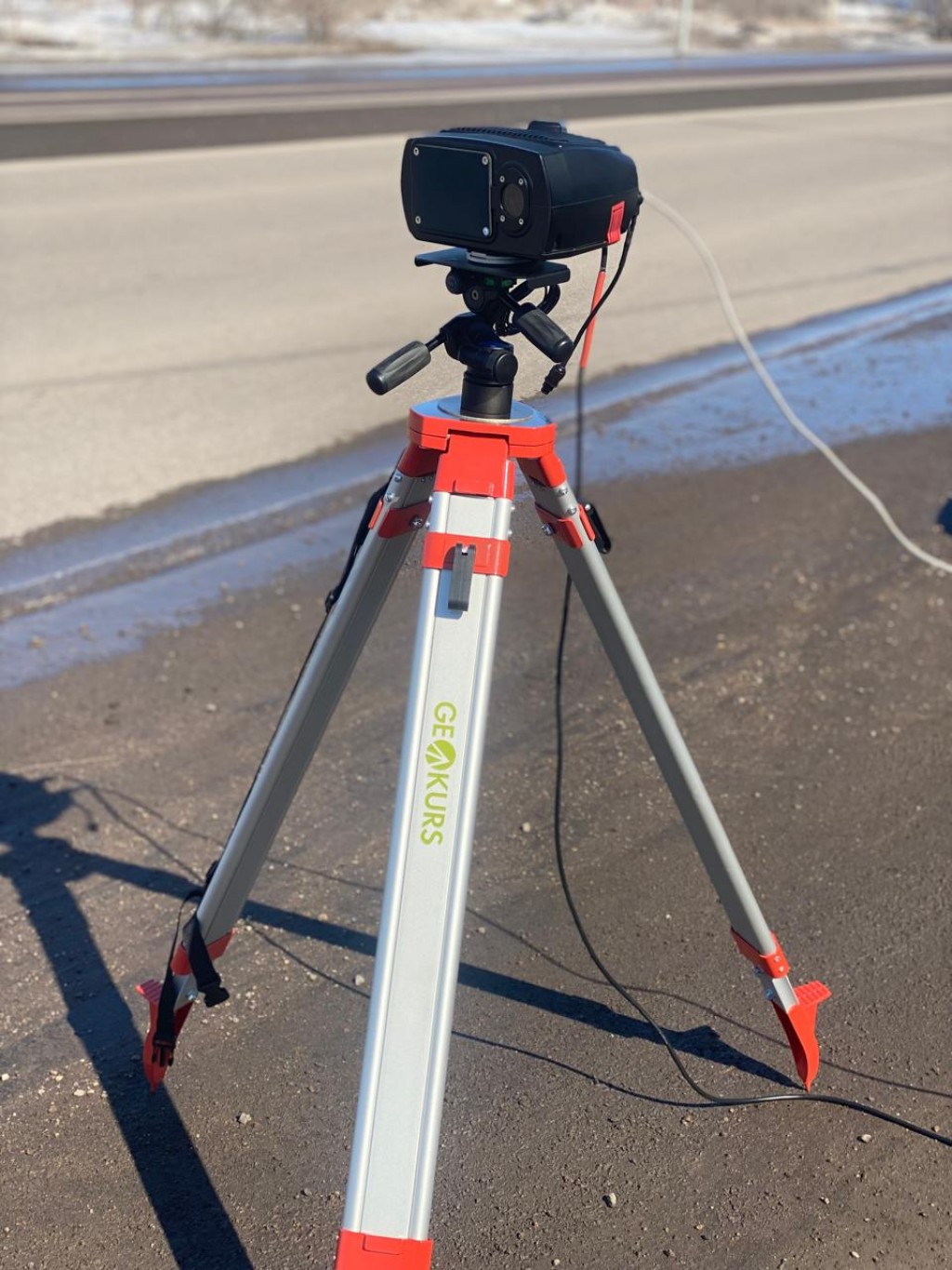 Треноги на дорогах: фиксировать превышение скорости новым способом начнут с 18 марта