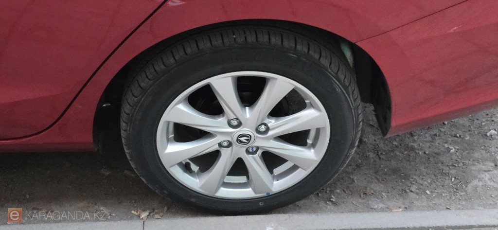 Казахстанцам придётся платить больше за электромобили