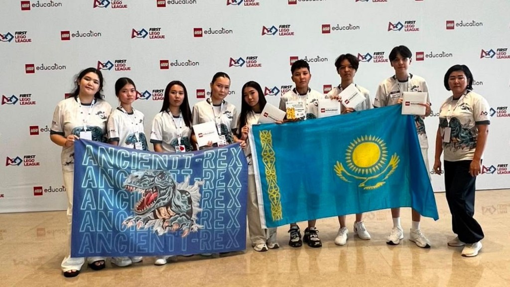 Карагандинские школьники вошли в число лучших на международном чемпионате по робототехнике в Пекине
