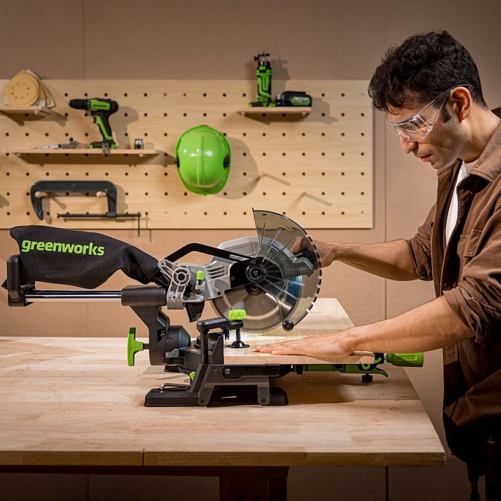 Столярная мастерская без проводов: Greenworks расширяет программу аккумуляторного инструмента на платформе 24V