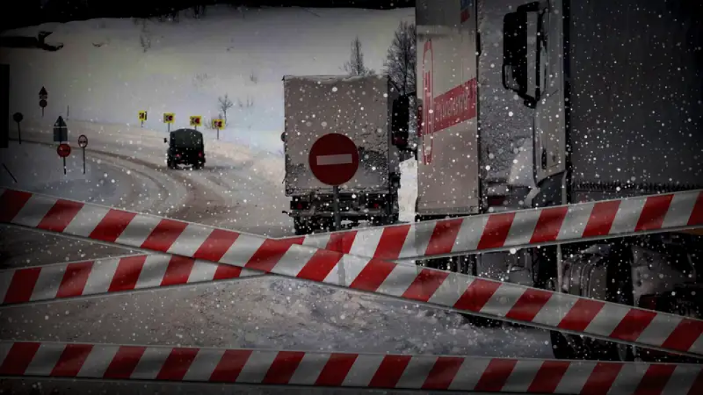 Какое наказание грозит казахстанцам за выезд на закрытую трассу в непогоду