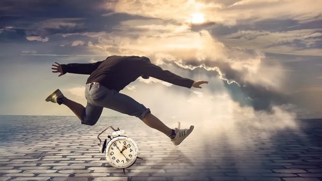 Как перевод часов на летнее время влияет на здоровье людей