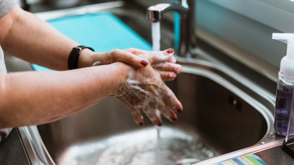 В Караганде жителям станции Большая Михайловка рассказали, как подключиться к новому центральному водопроводу