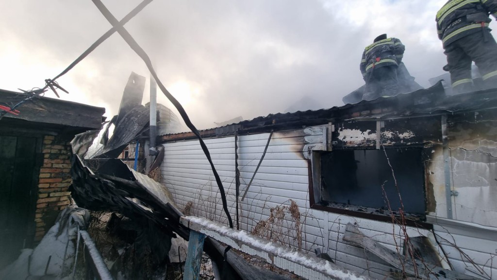 Короткие замыкания стали причиной серии пожаров в Карагандинской области