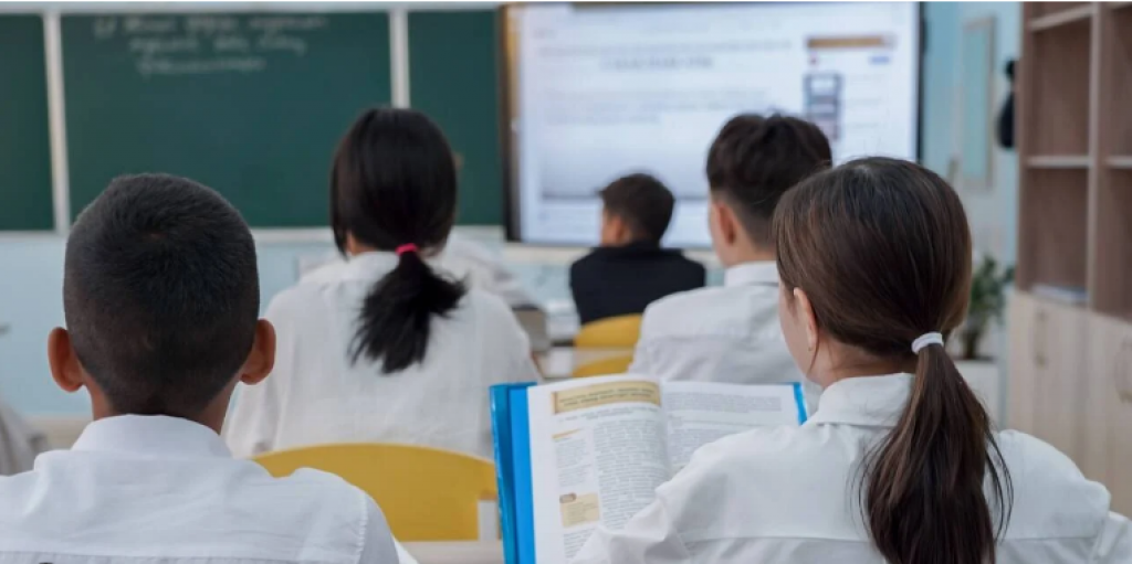 Новый статус «Глобальных компетенций» и рейтинг за общественную работу: что может измениться в казахстанских школах