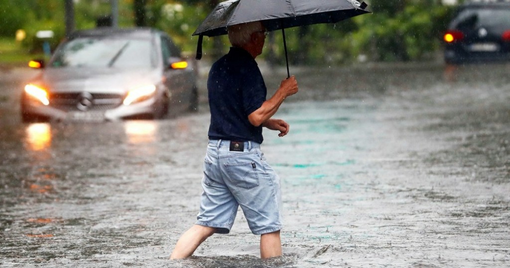 Сильный дождь ожидается в Карагандинской области