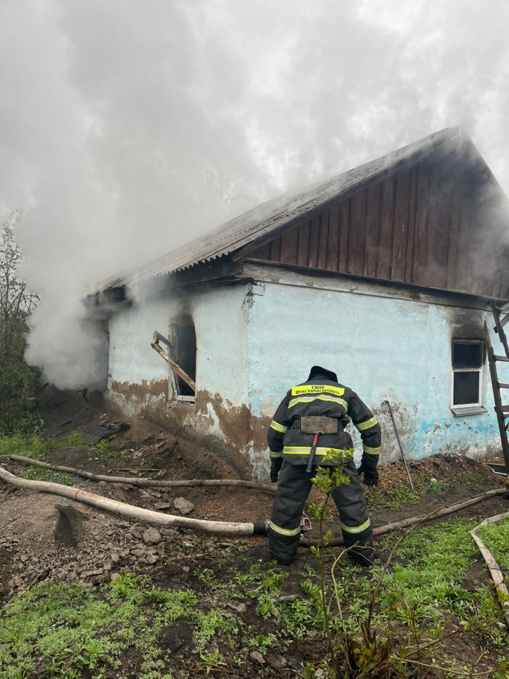 Два крупных пожара произошло в Карагандинской области за сутки