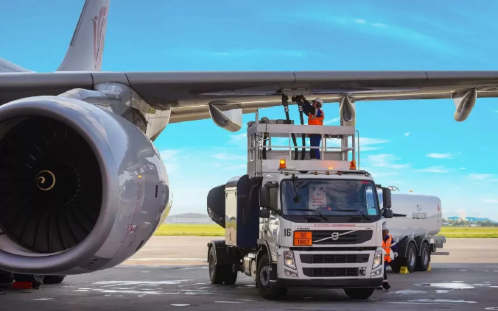 В Казахстане построят завод по производству экологичного авиатоплива