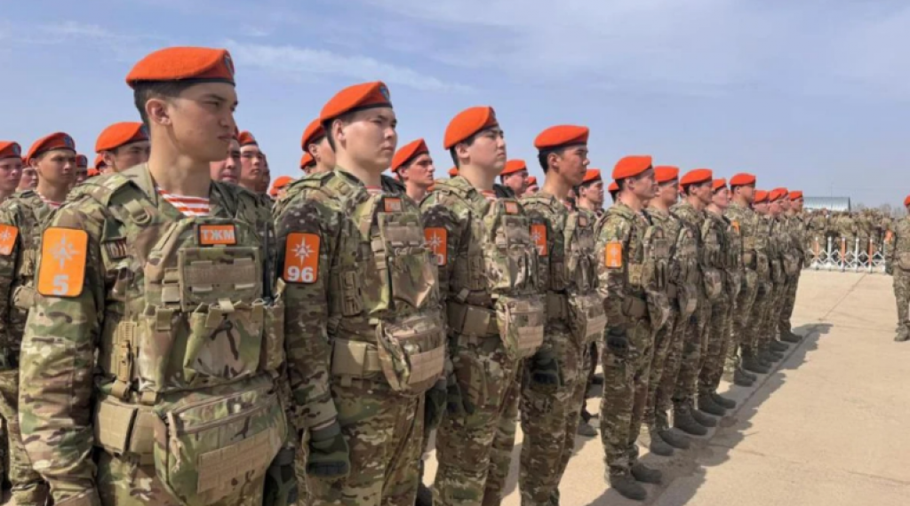 170 военнослужащих МЧС готовятся к историческому параду 7 мая
