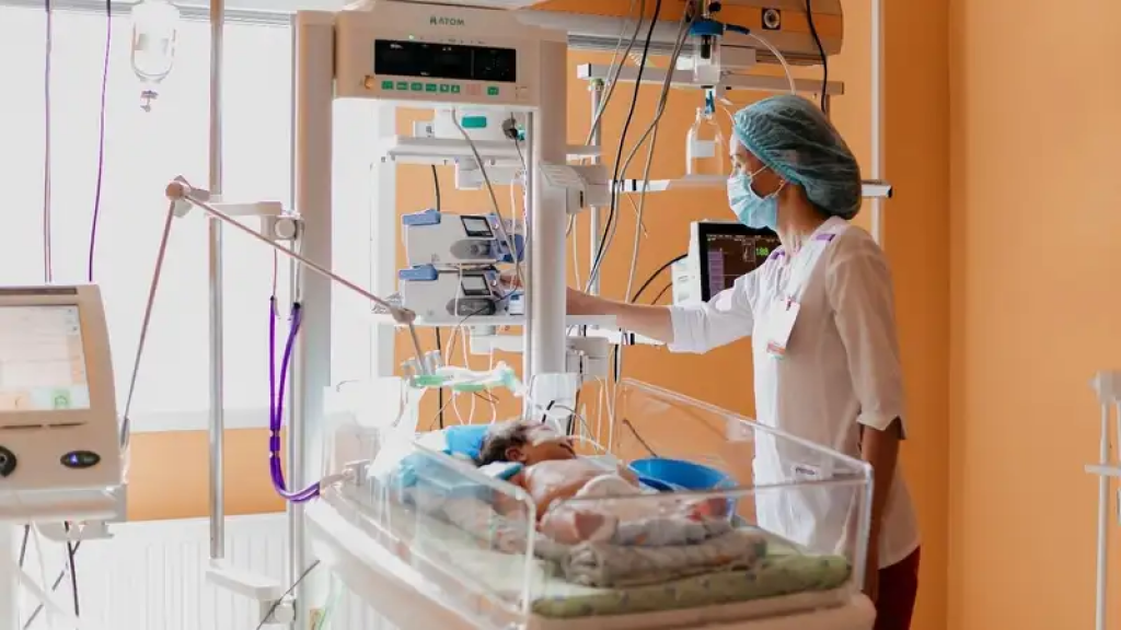 Регионы с высокой материнской смертностью назвали в Минздраве