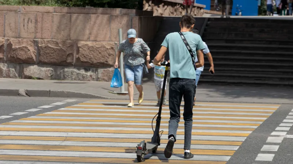 Решить вопрос с самокатами в кратчайшие сроки поручили МВД