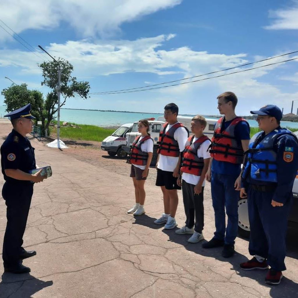 Аким Карагандинской области поручил активизировать подготовку к купальному сезону