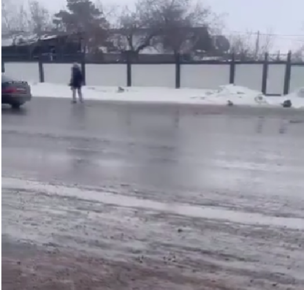 В Караганде на остановке «Черметавтоматика» установят комплекс «активный пешеходный переход»