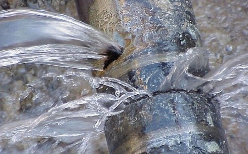 Центральный парк Караганды залило водой