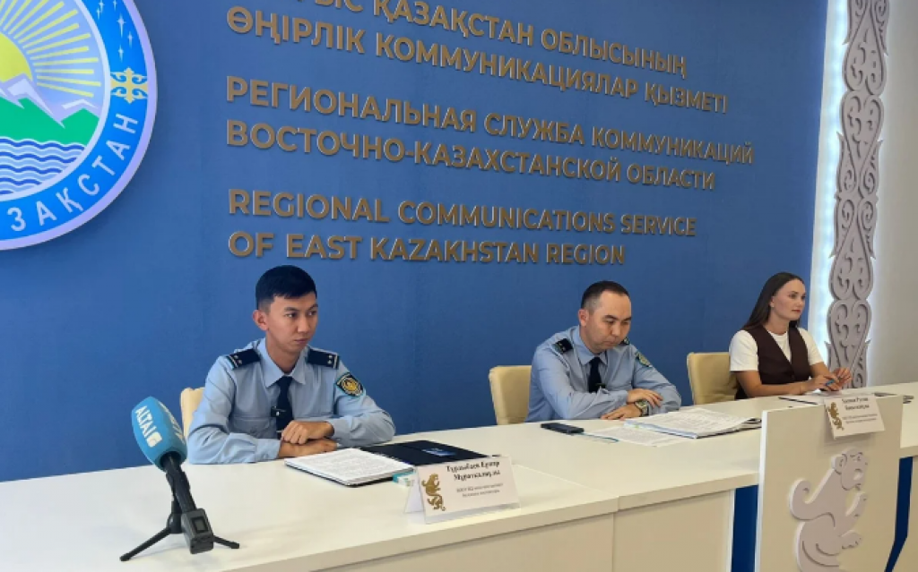 Правила въезда для иностранцев упростили в Казахстане