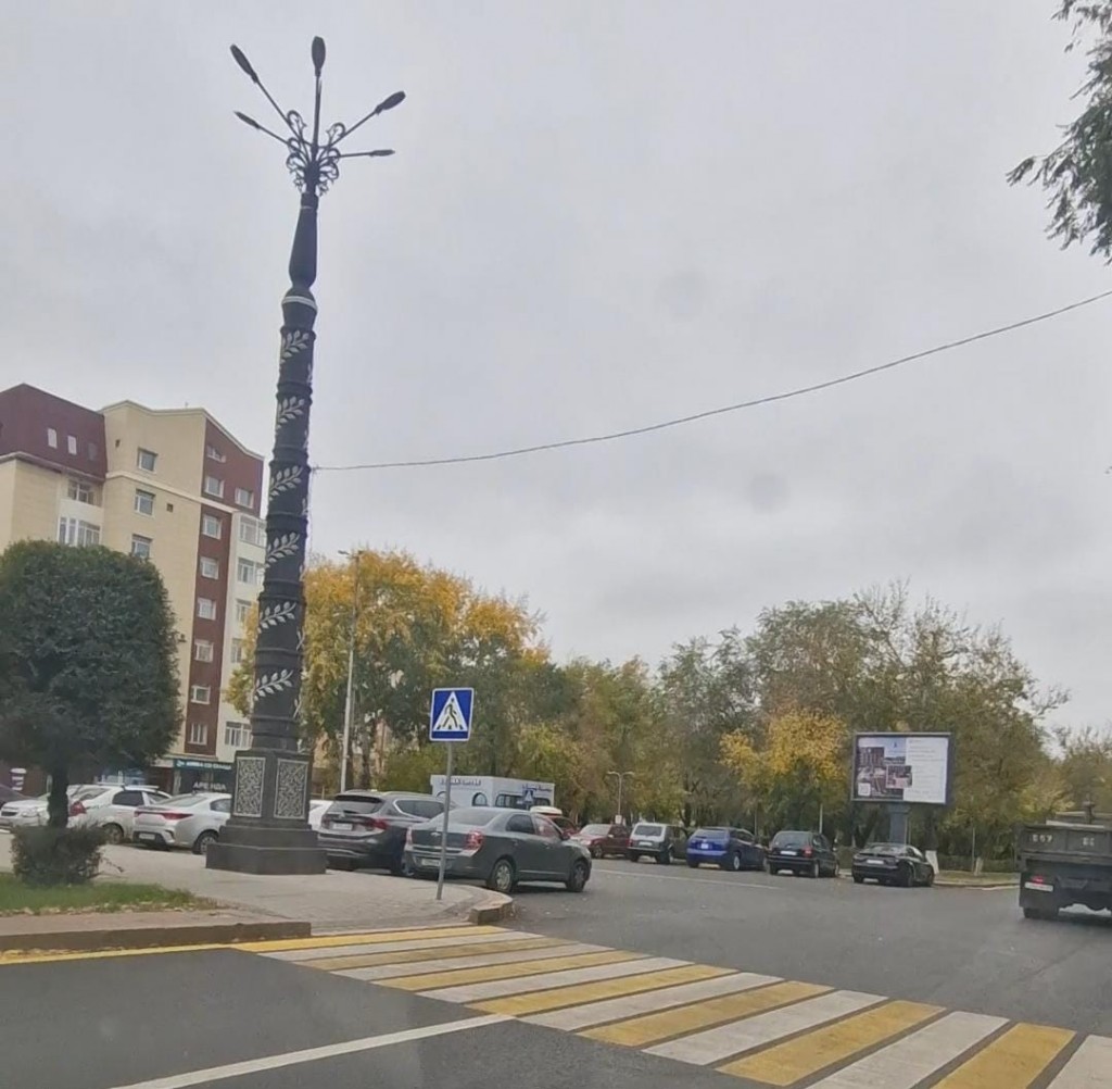 В Караганде обновили разметку у театра Станиславского: водителям стоит быть внимательнее