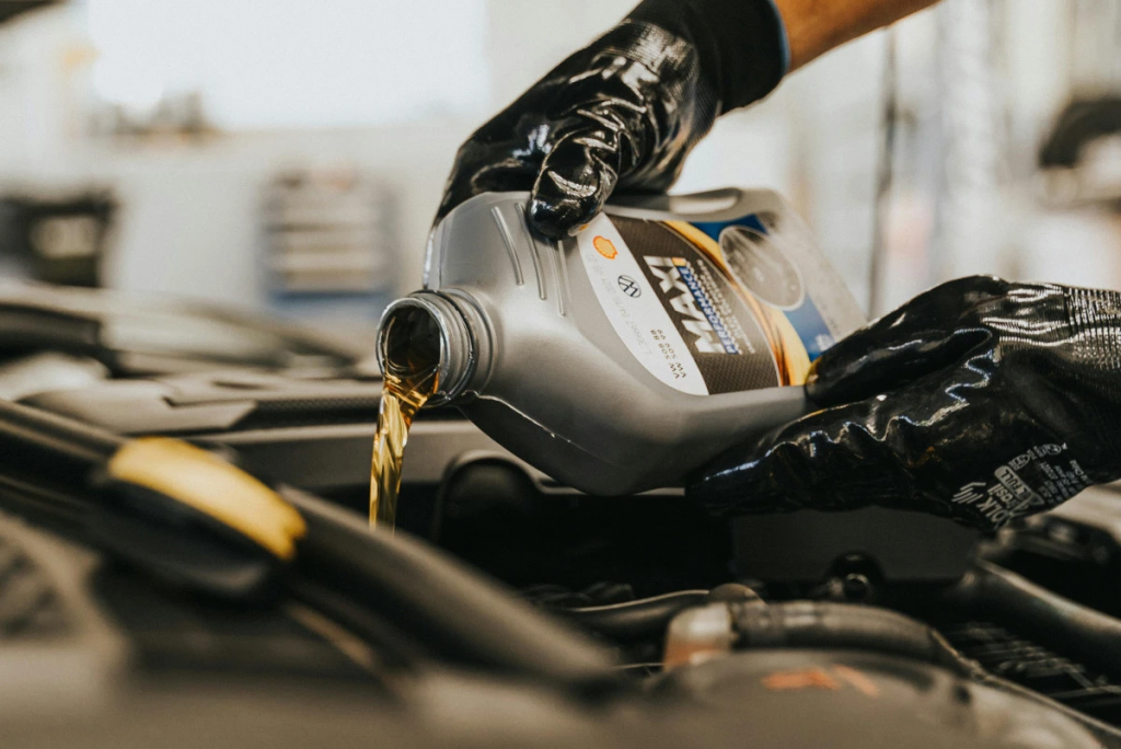 Минэнерго внедрит маркировку моторных масел: как это повлияет на рынок