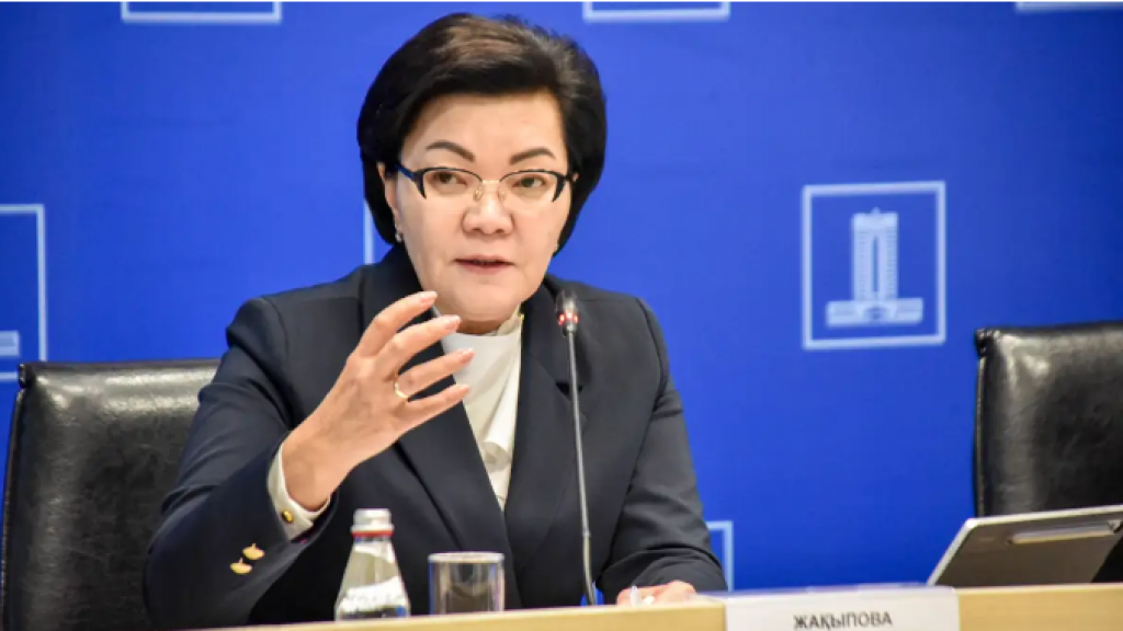 Денежных выплат к праздникам лишатся некоторые многодетные семьи в Казахстане