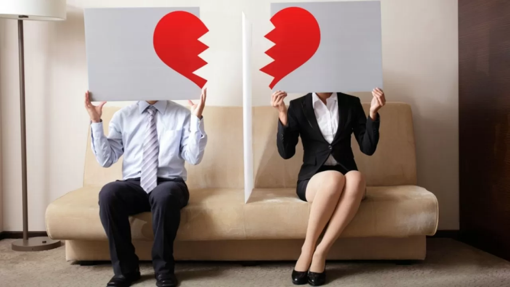 Ересек жас жұбайларға арналған бейне