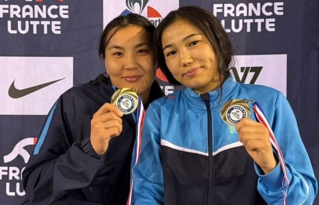 Карагандинские спортсменки завоевали золото международного турнира по борьбе