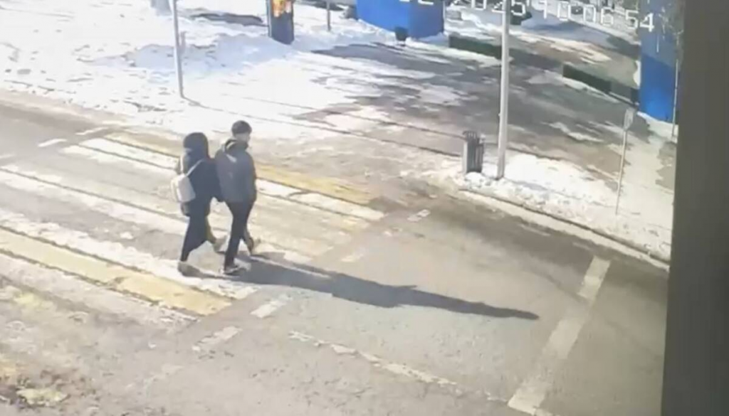 Девочка сбежала из-за замечания по поводу уборки: полиция нашла пропавшую в Караганде