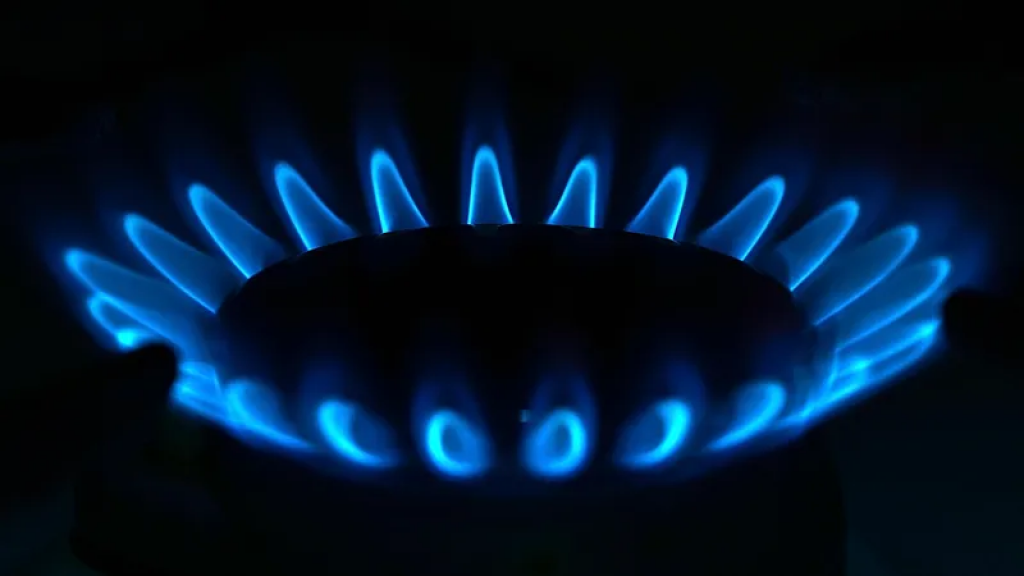 В Казахстане начали выдавать ваучеры на газ получателям АСП и жилищной помощи проактивно