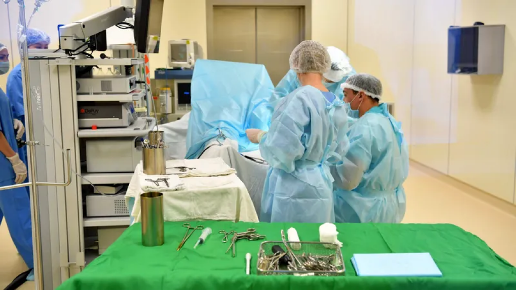 В Казахстане дефицитных врачей обеспечат жильем