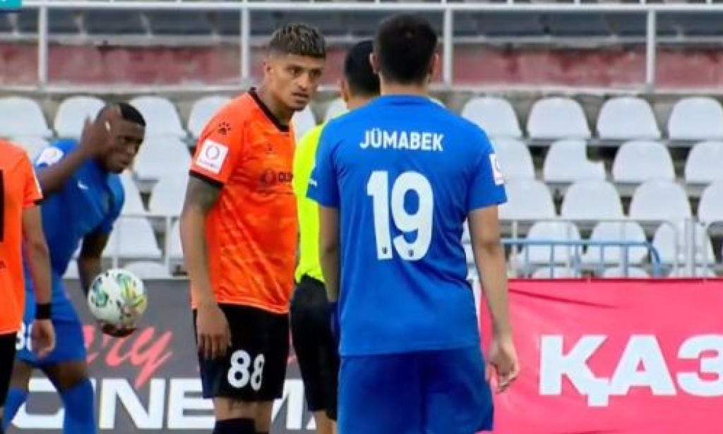 Ничьей завершился стартовый матч между карагандинским «Шахтером» и талдыкурганским «Жетысу»
