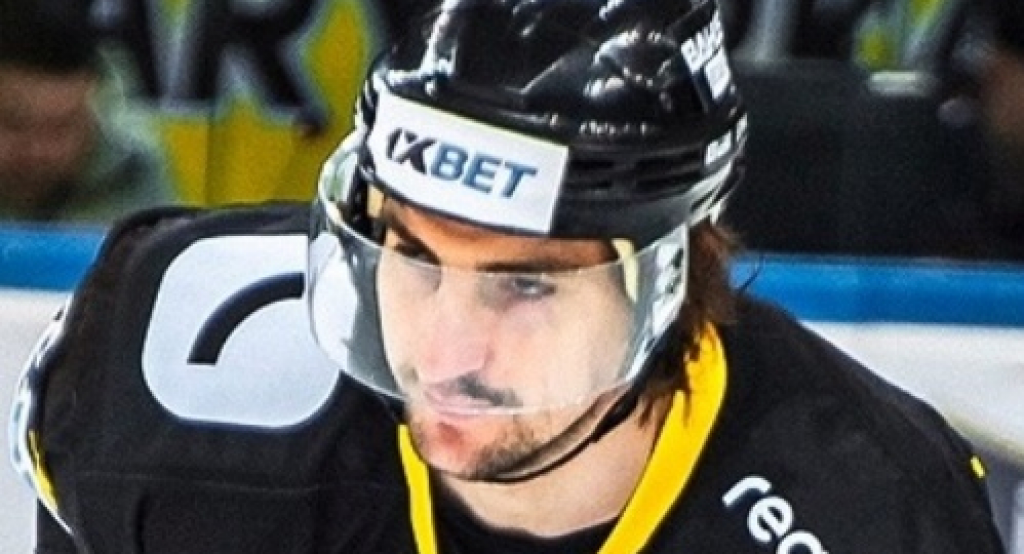 «Сарыарка» официально продлила контракт с опытным форвардом