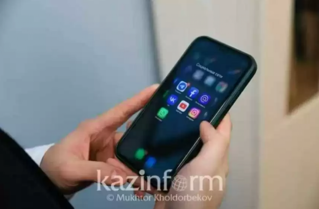 Соцсети обяжут переводить контент на казахский язык в Казахстане
