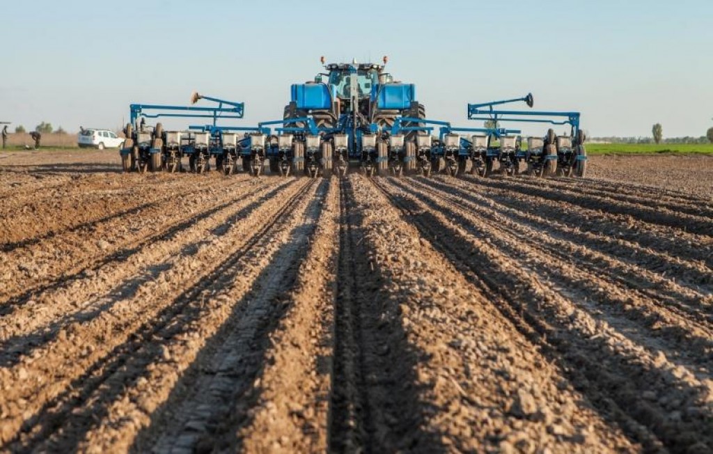 Подготовка к весенне-полевой работе ведется в Карагандинской области