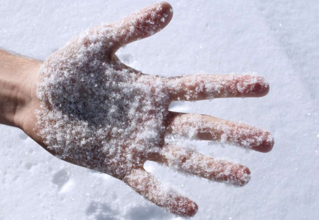 В больницы Карагандинской области с обморожением обратились девять человек