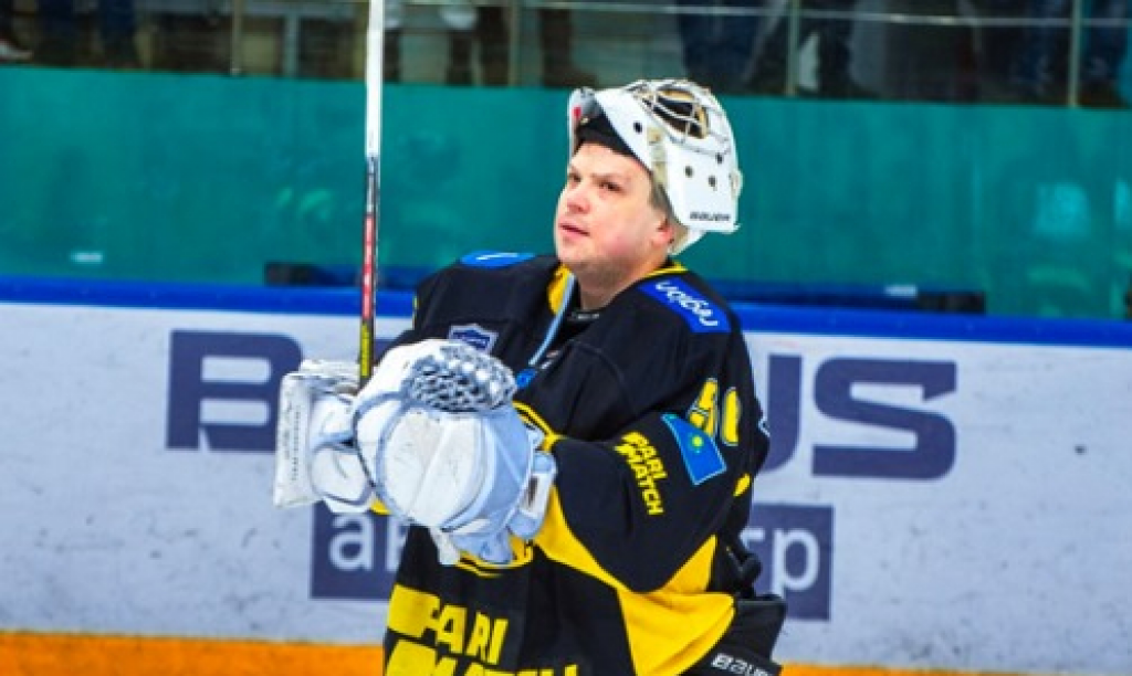 «Сарыарка» осталась без голкипера после первого матча плей-офф